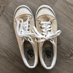 Women’s vans 8.5